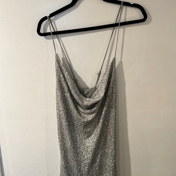 Susana Monaco Sequin Cowl Neck Dress silver - Picture 5 of 10